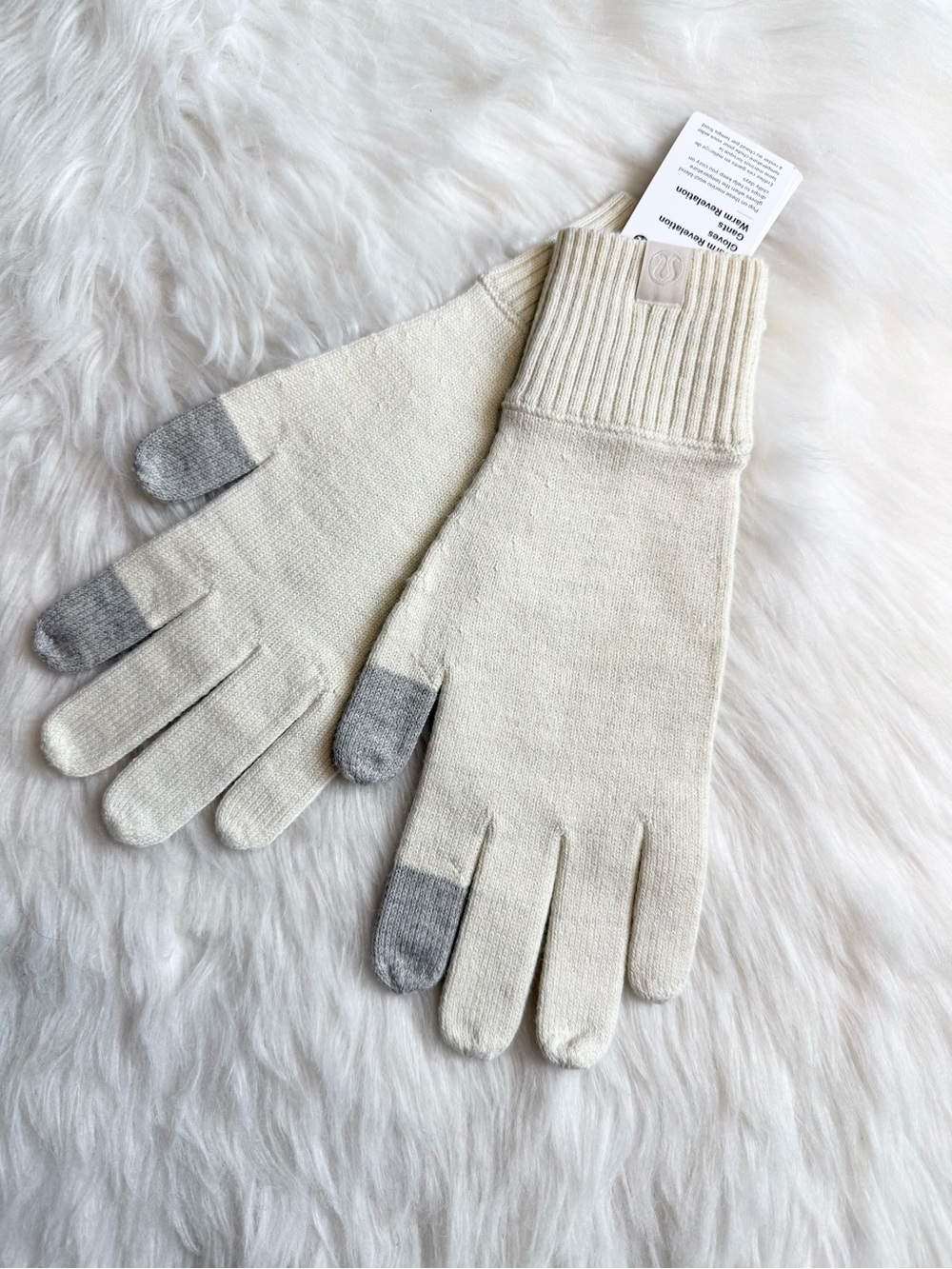 Lululemon Warm Revelation Gloves HRLI NWT M